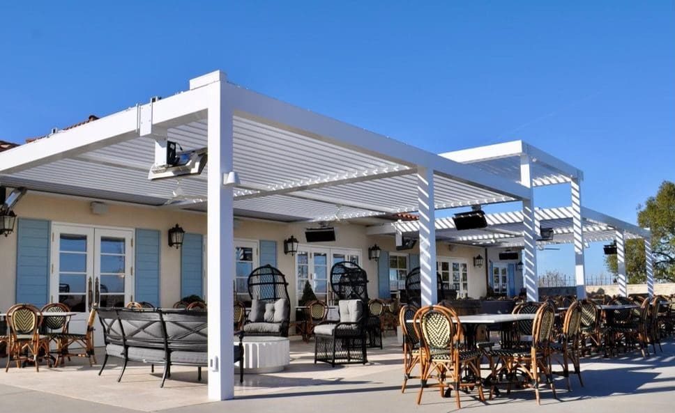 Equinox® Louvered Roof