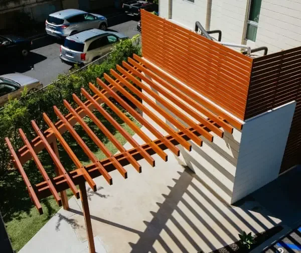 Knotwood™ Aluminum Wood-Look Patio Covers