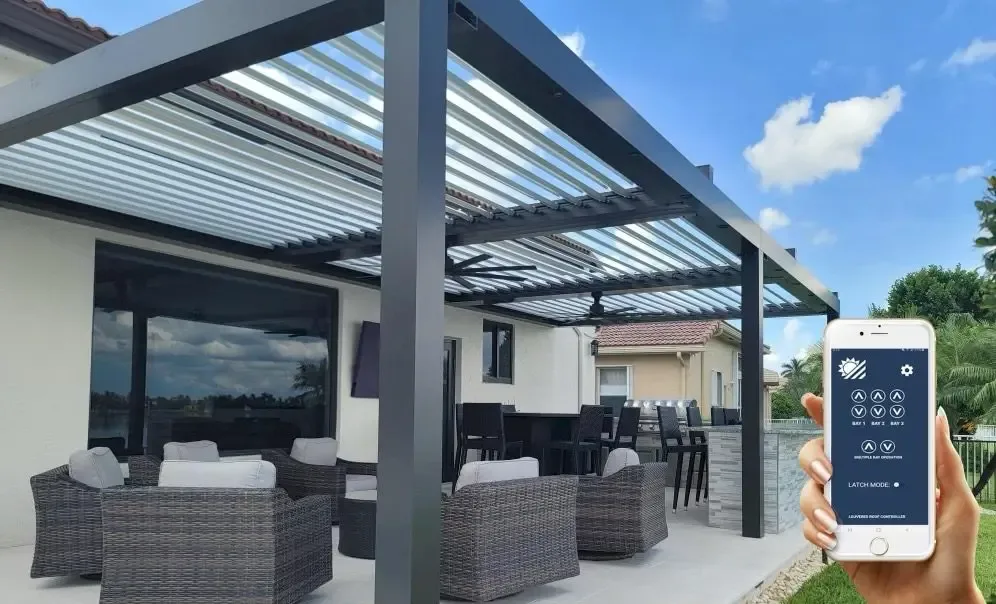 Equinox® Louvered Roof