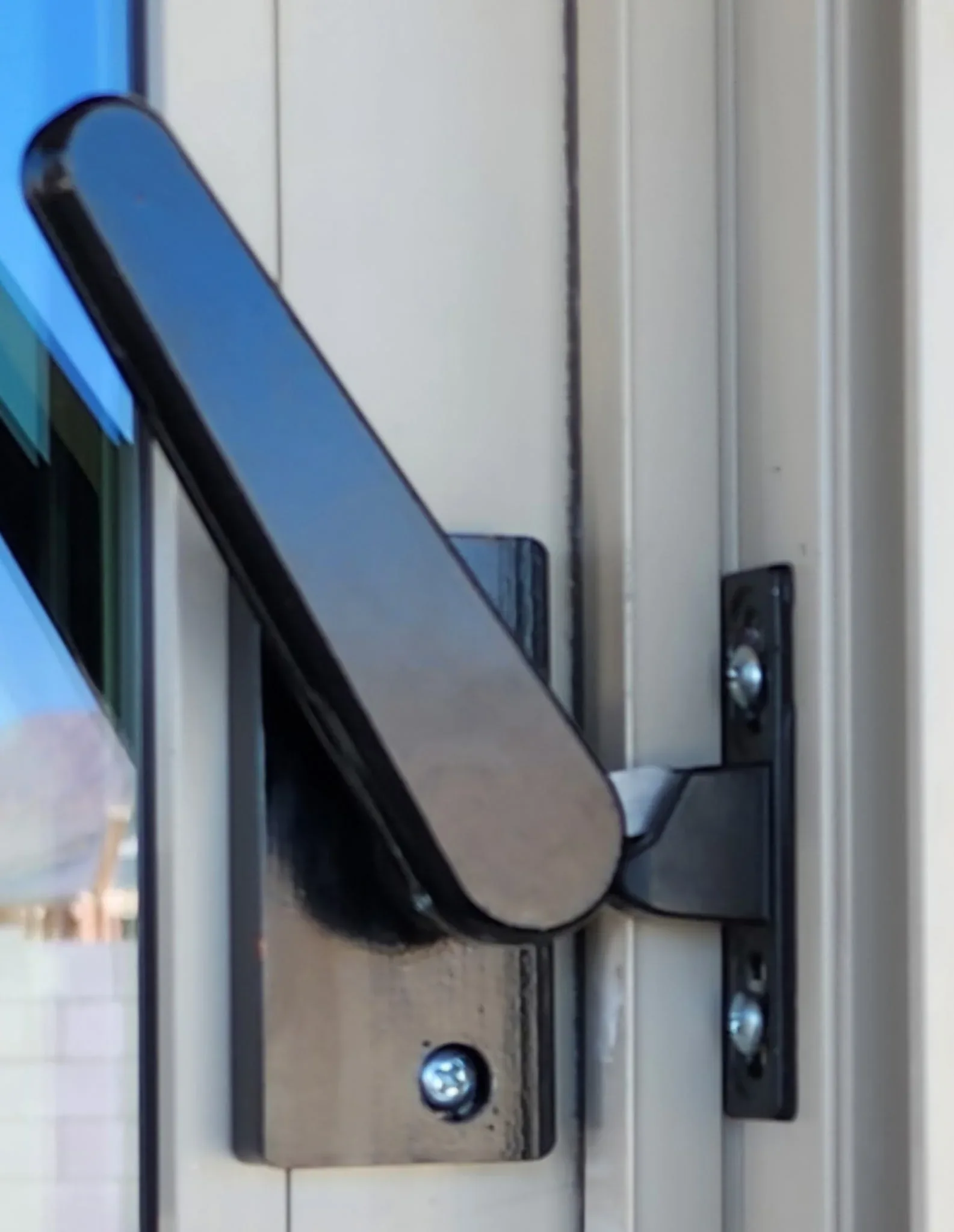 Door Closing System (Self-Closing & Self-Latching)